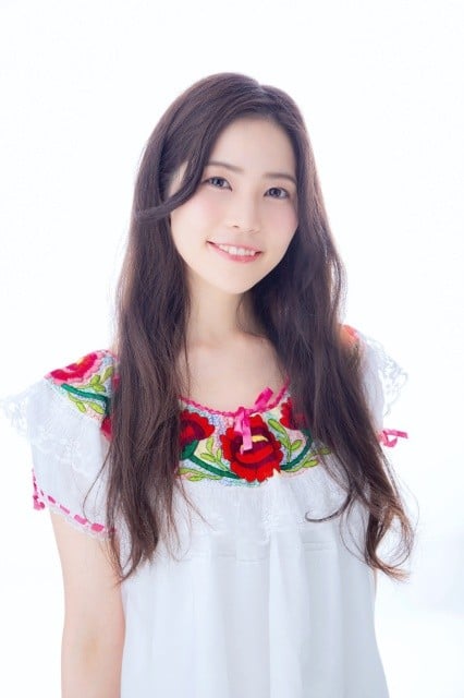 岩井映美里 头像