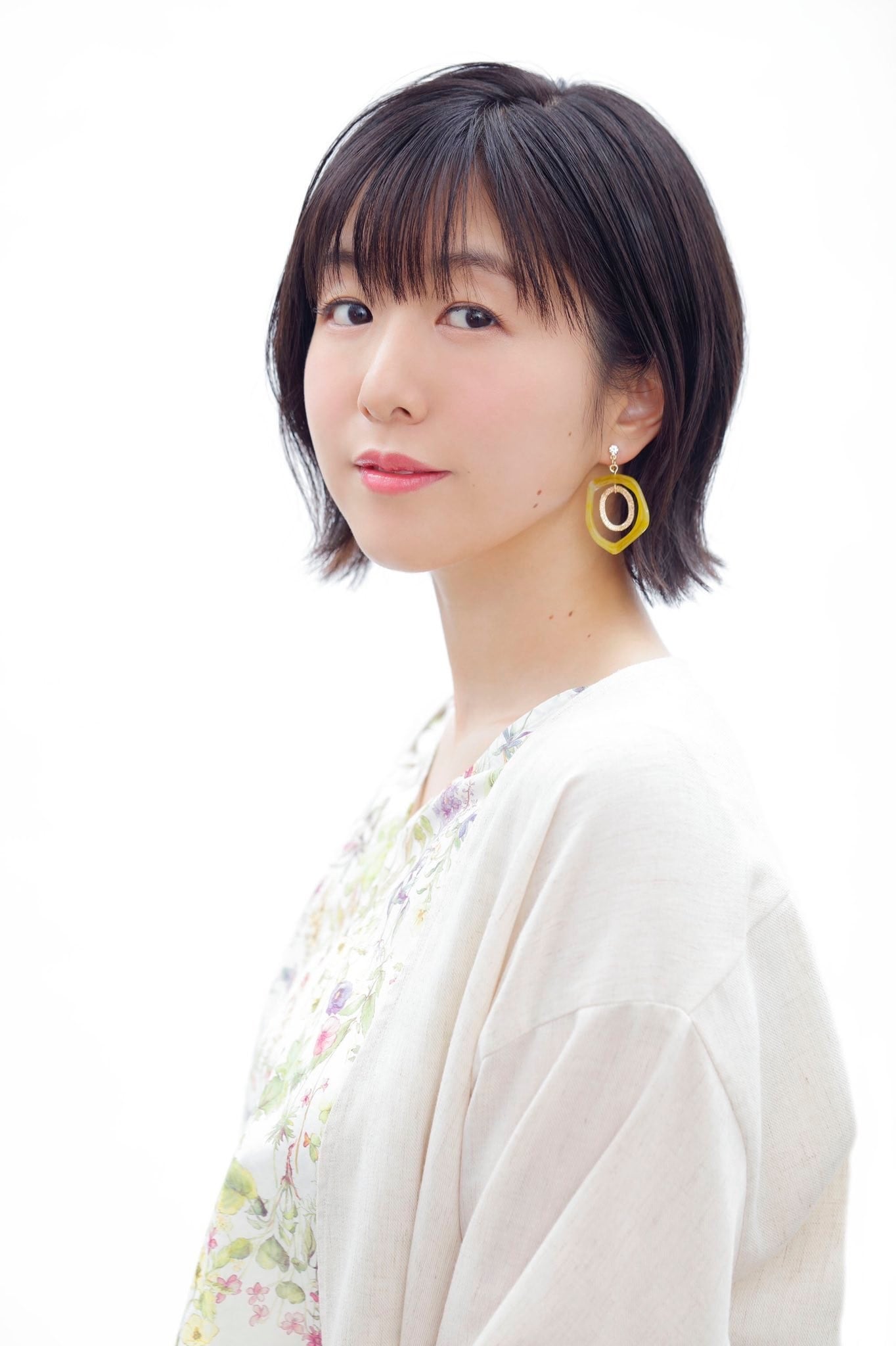 茅野愛衣 头像